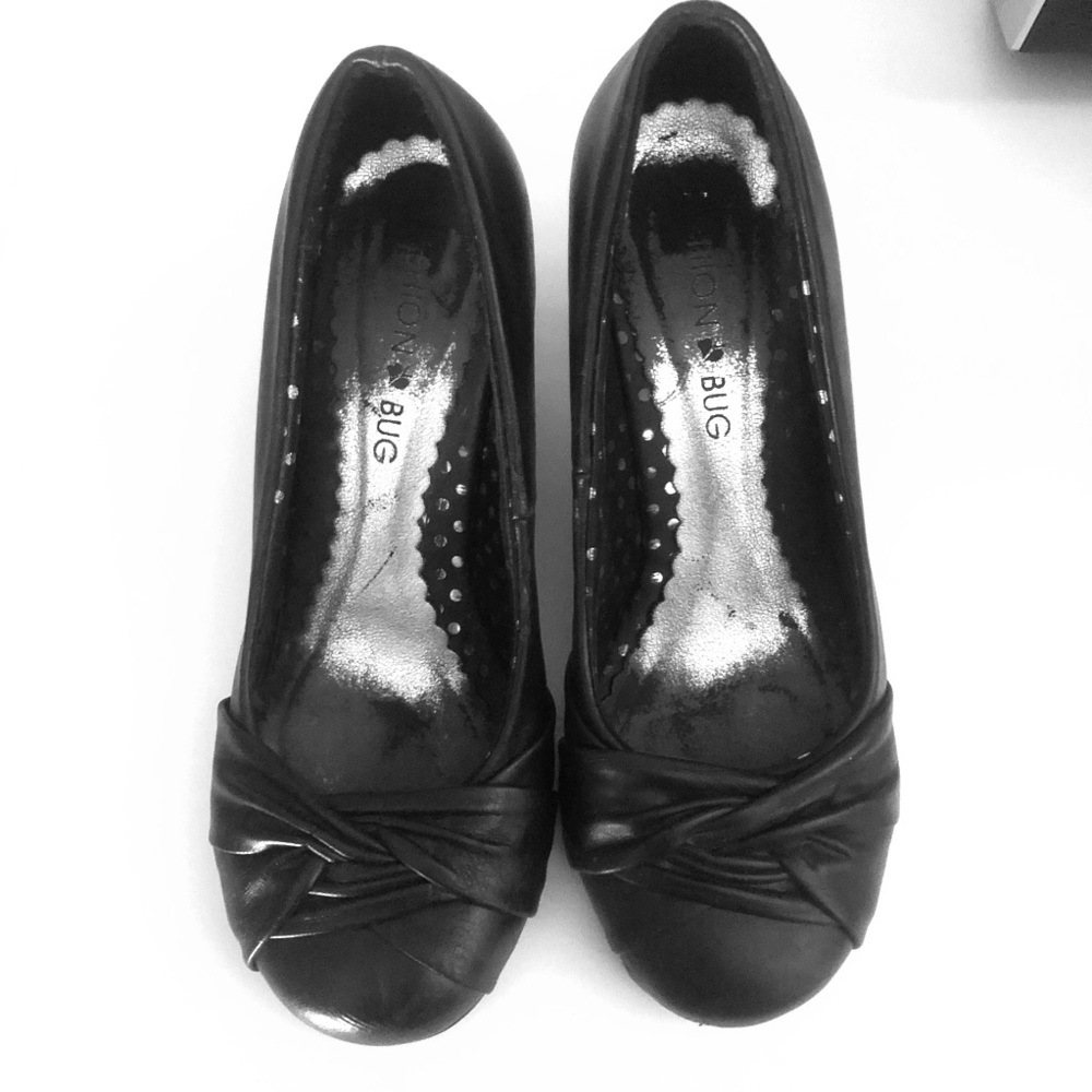 Black wrapped heels
